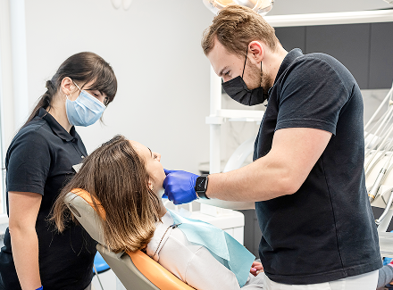 The Complete Guide to All-On-4 Implants: What You Need to Know
